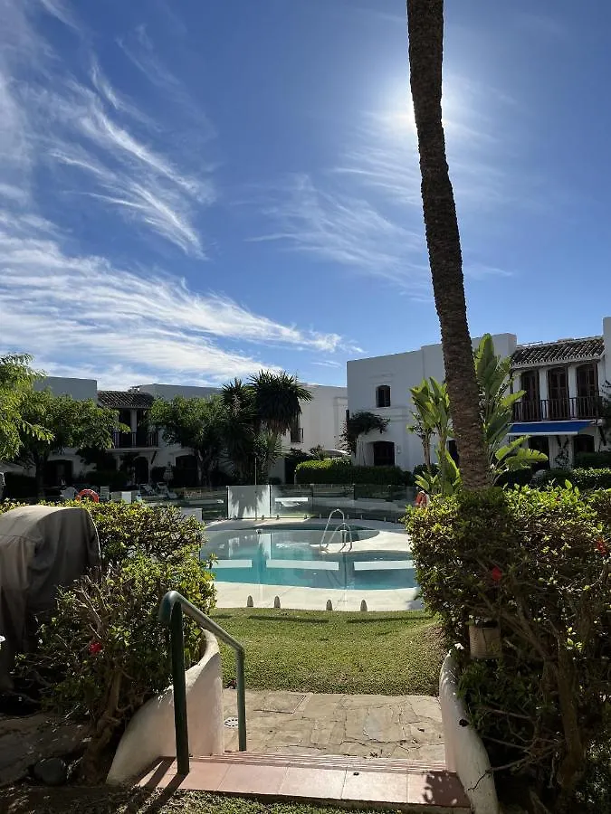Estepona - Playa - Villa Con Amplia Terraza Abierta A La Piscina El12