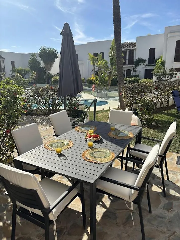 Estepona - Playa - Villa Con Amplia Terraza Abierta A La Piscina El12 0*,